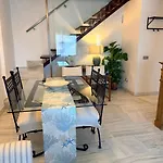 Duplex Botanico * إِستيبونا