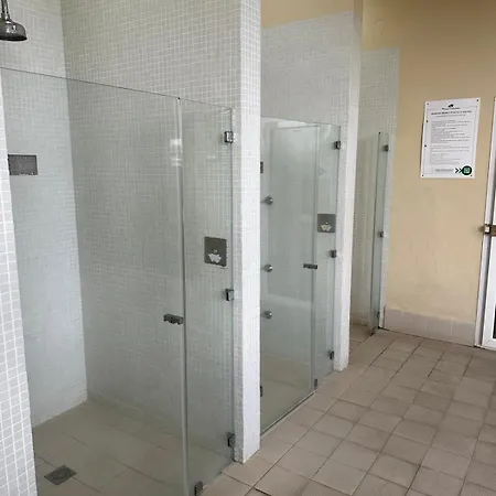 Duplex Botanico אסטפונה