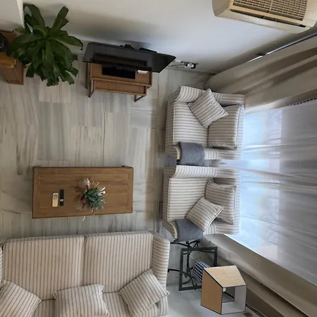 Duplex Botanico إِستيبونا